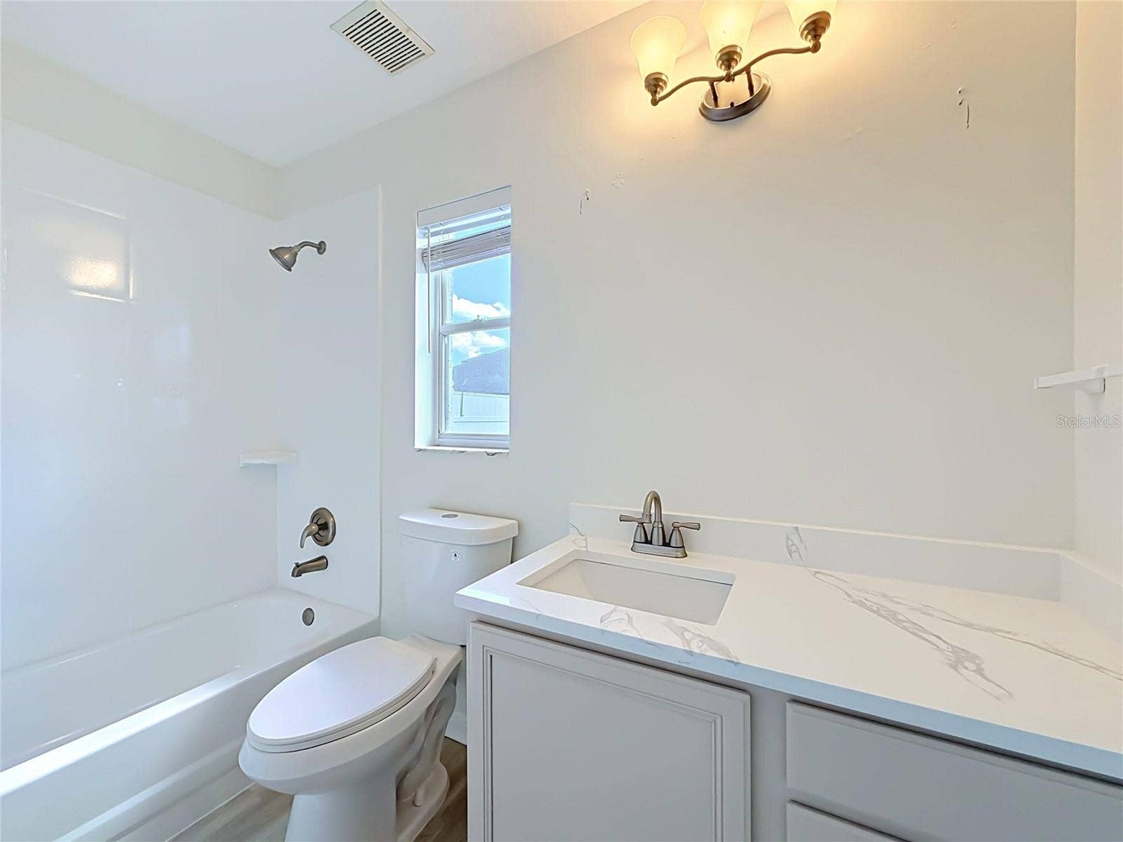 609 SEASCAPE AVENUE, Orlando, FL 32828 609 SEASCAPE AVENUE, Orlando, FL 32828