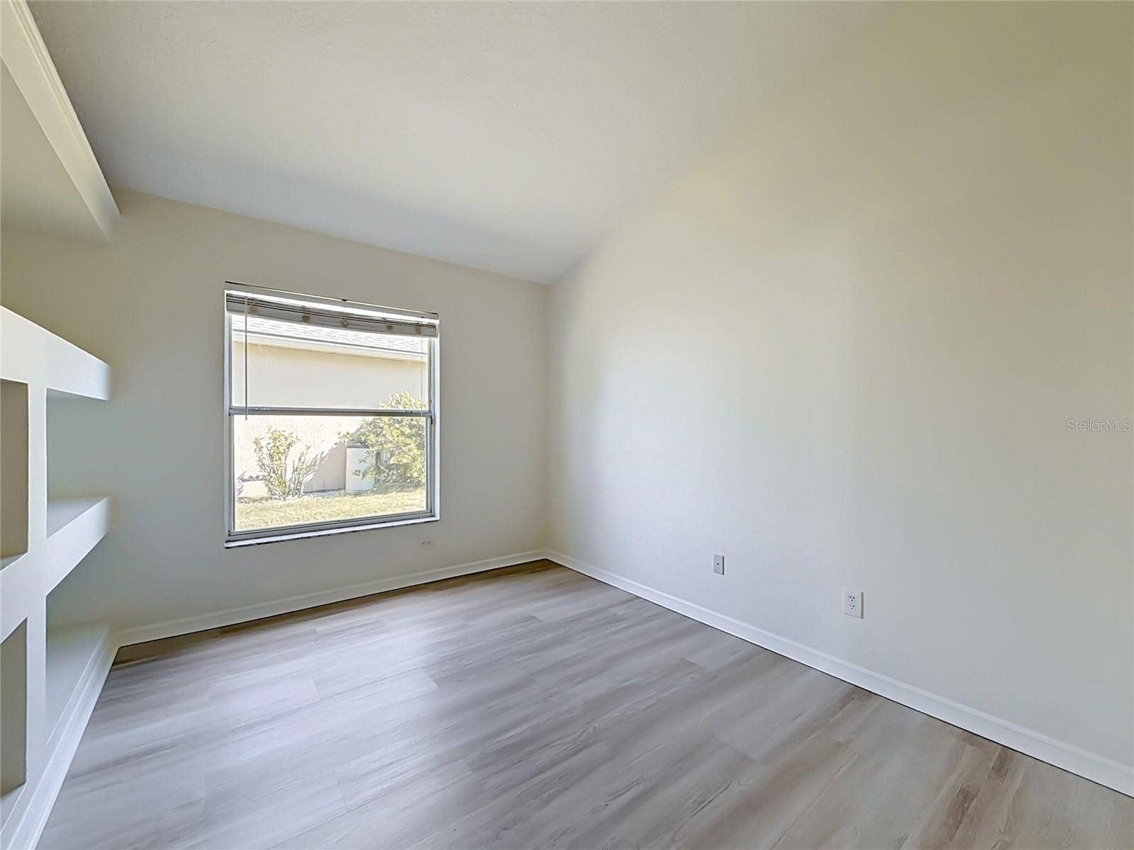 609 SEASCAPE AVENUE, Orlando, FL 32828 609 SEASCAPE AVENUE, Orlando, FL 32828