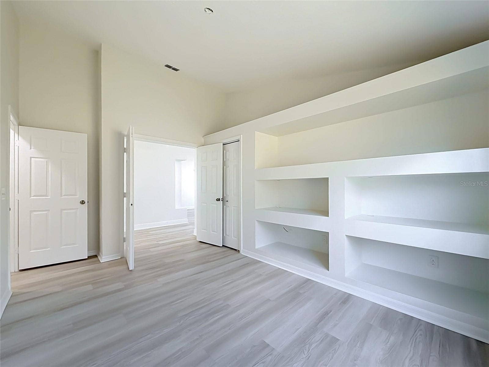 609 SEASCAPE AVENUE, Orlando, FL 32828 609 SEASCAPE AVENUE, Orlando, FL 32828