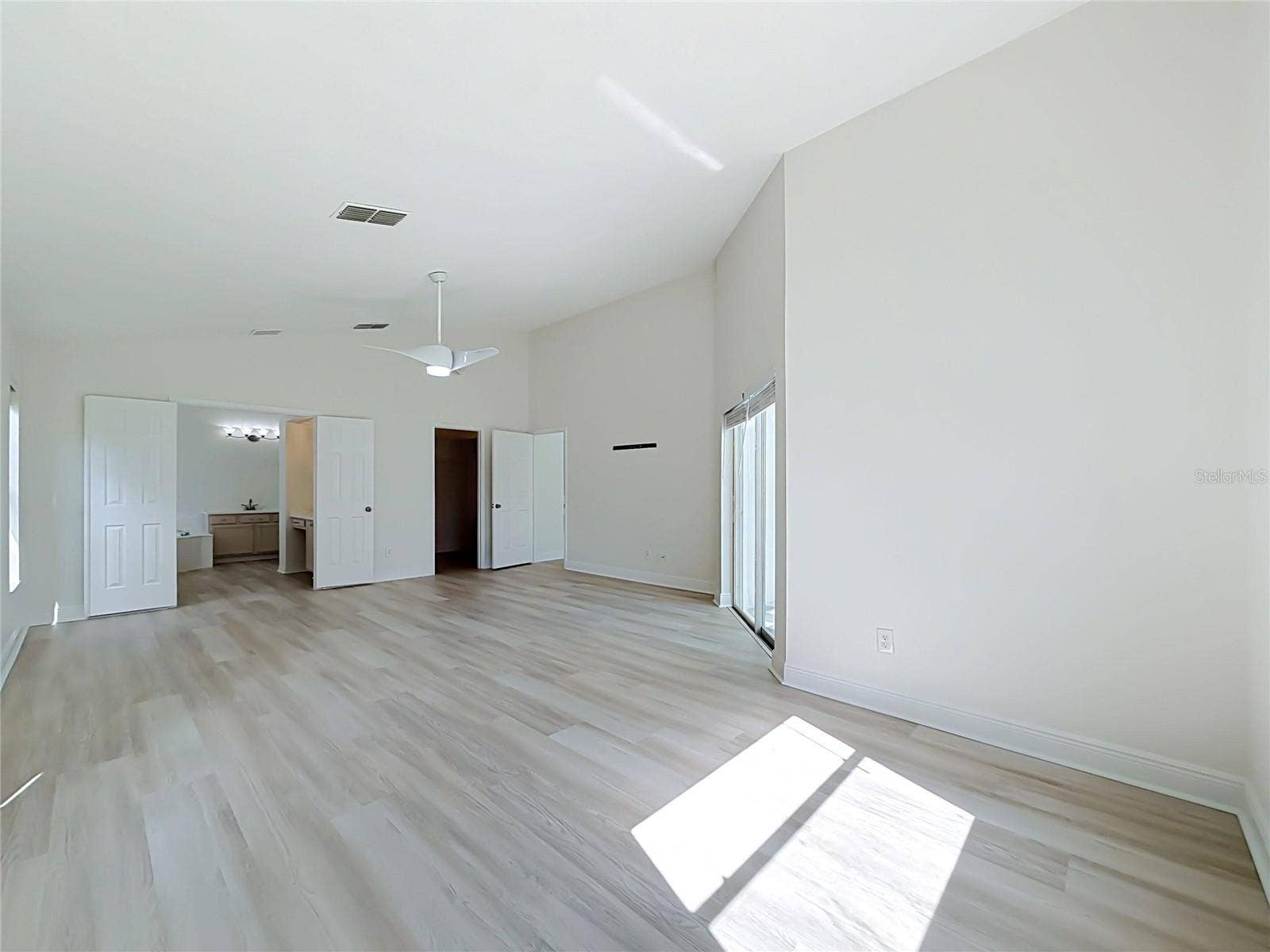 609 SEASCAPE AVENUE, Orlando, FL 32828 609 SEASCAPE AVENUE, Orlando, FL 32828