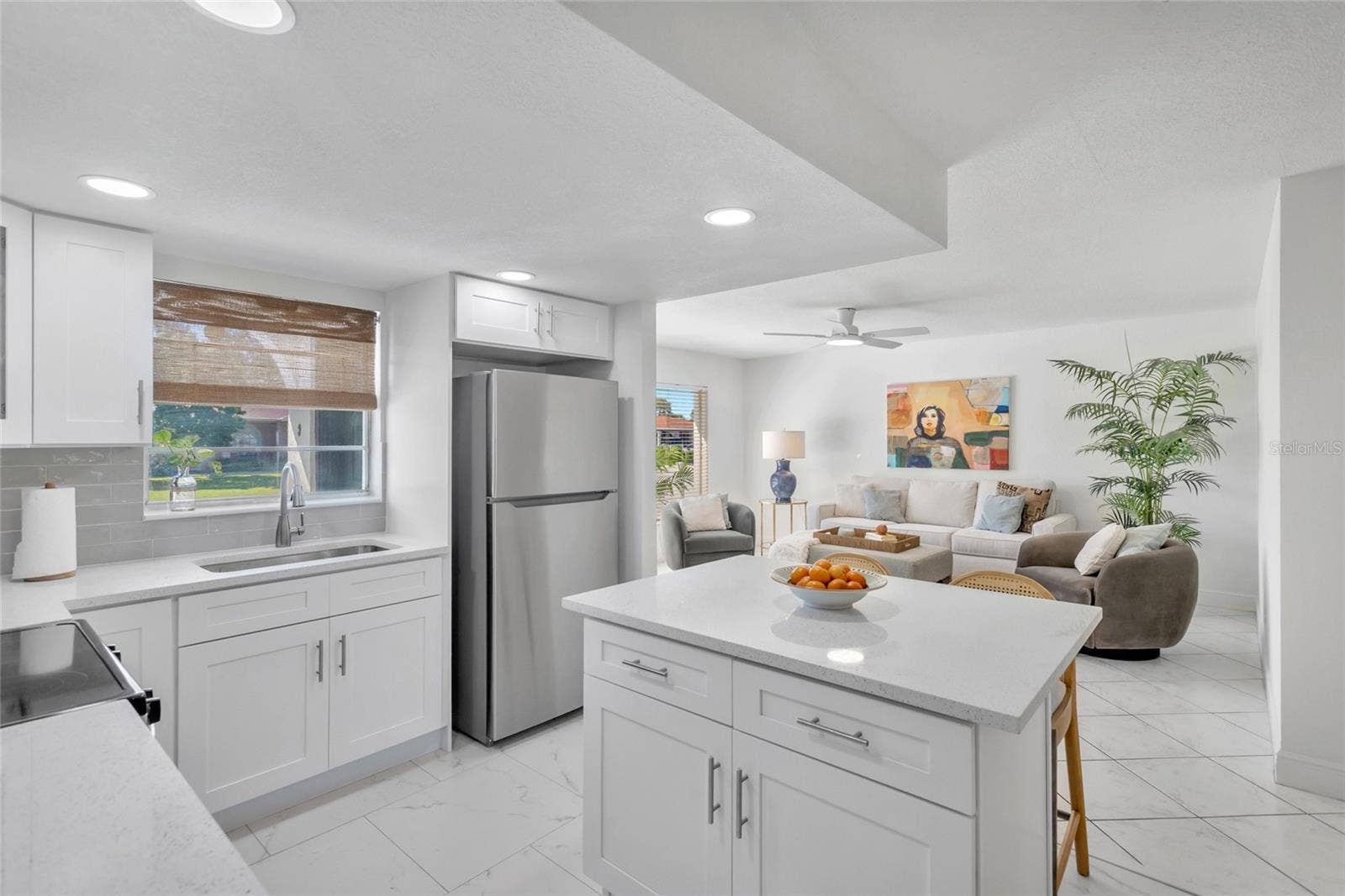 3017 W HEITER STREET, Tampa, FL 33607
