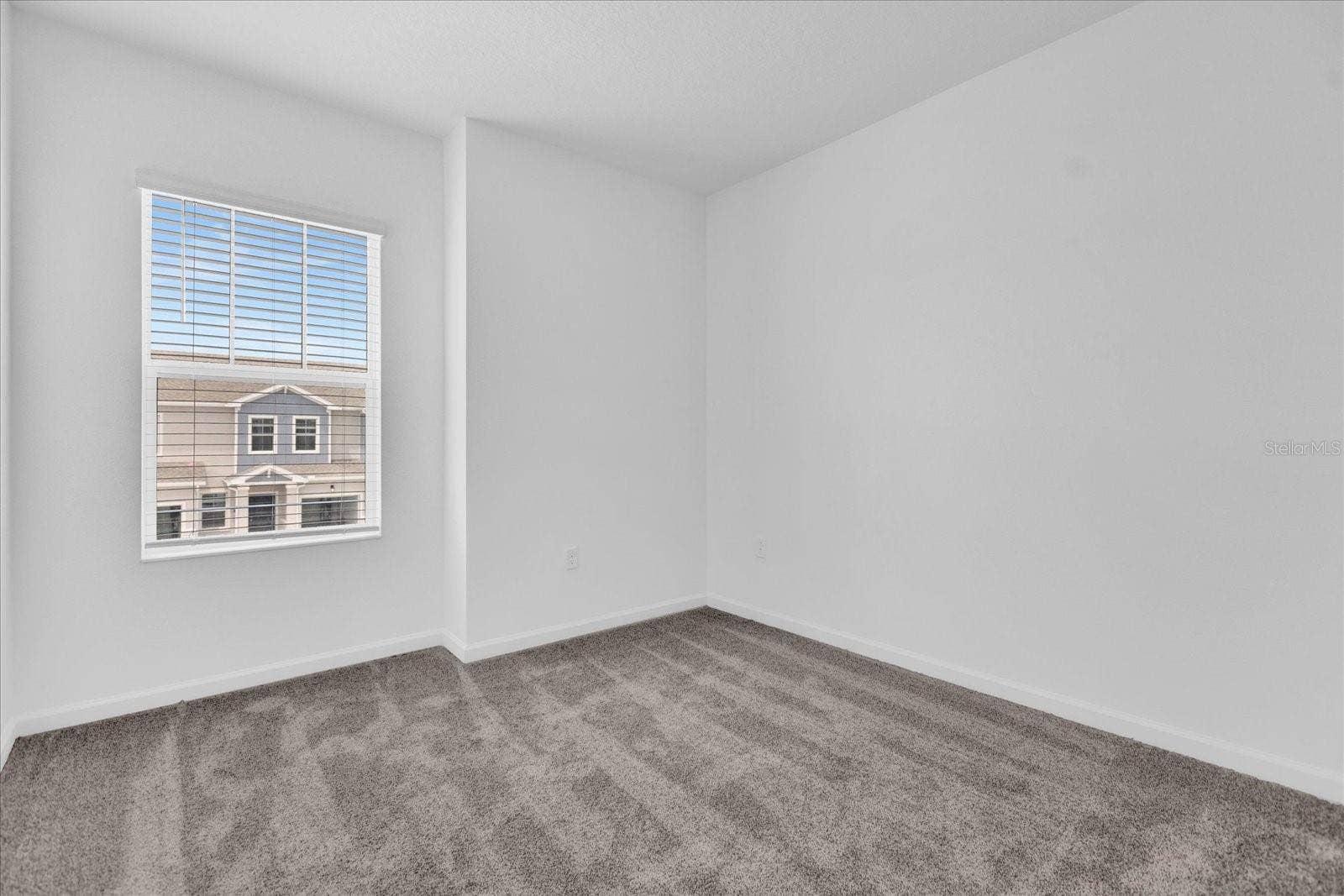 2474 SKYLINE LOOP, Kissimmee, FL 34758 2474 SKYLINE LOOP, Kissimmee, FL 34758