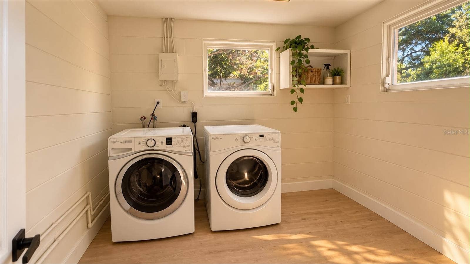 4914 CORTEZ DRIVE, Orlando, FL 32808 Laundry Room