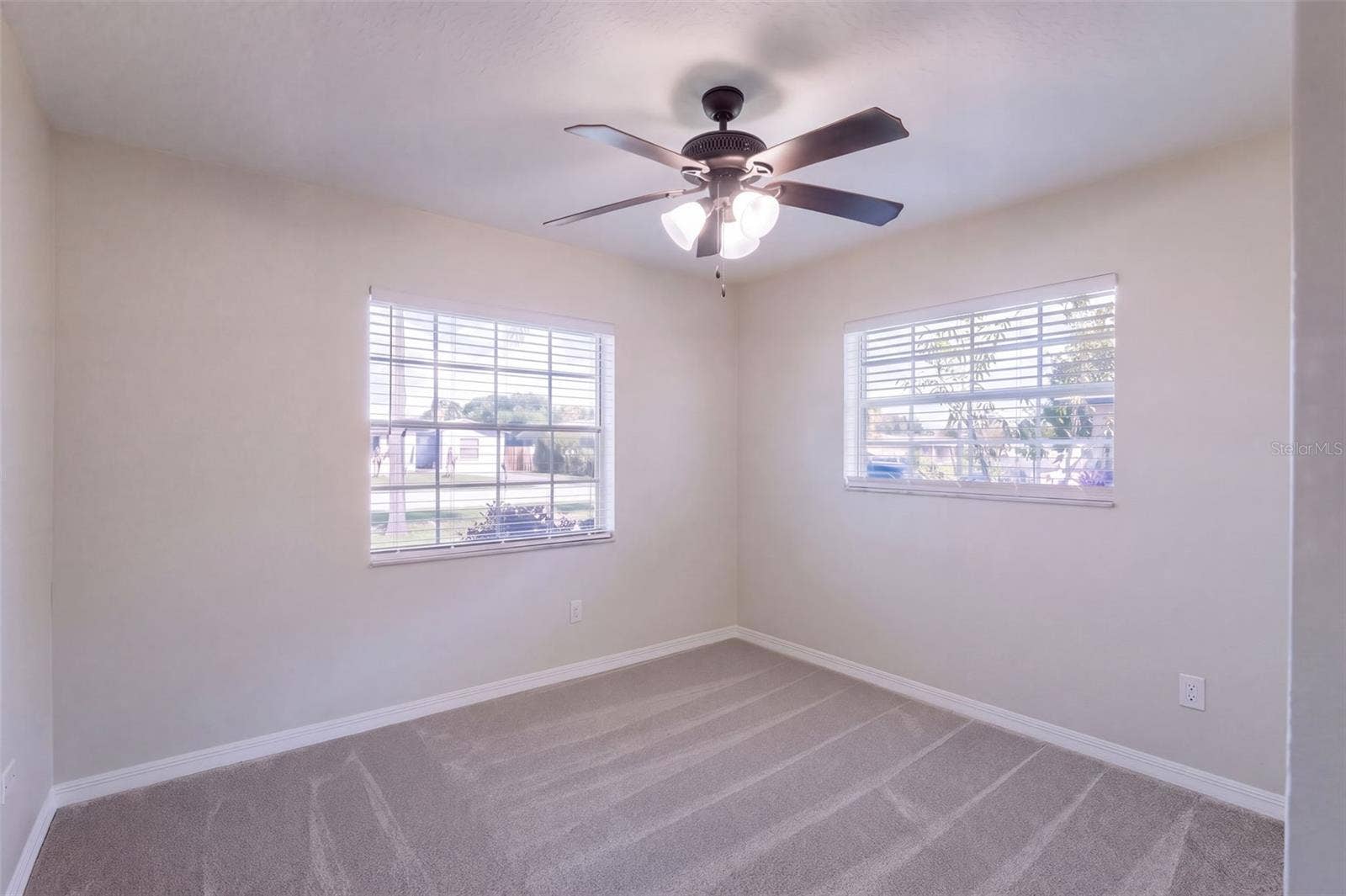 2535 DELAWARE ROAD, Deltona, FL 32738 2535 DELAWARE ROAD, Deltona, FL 32738