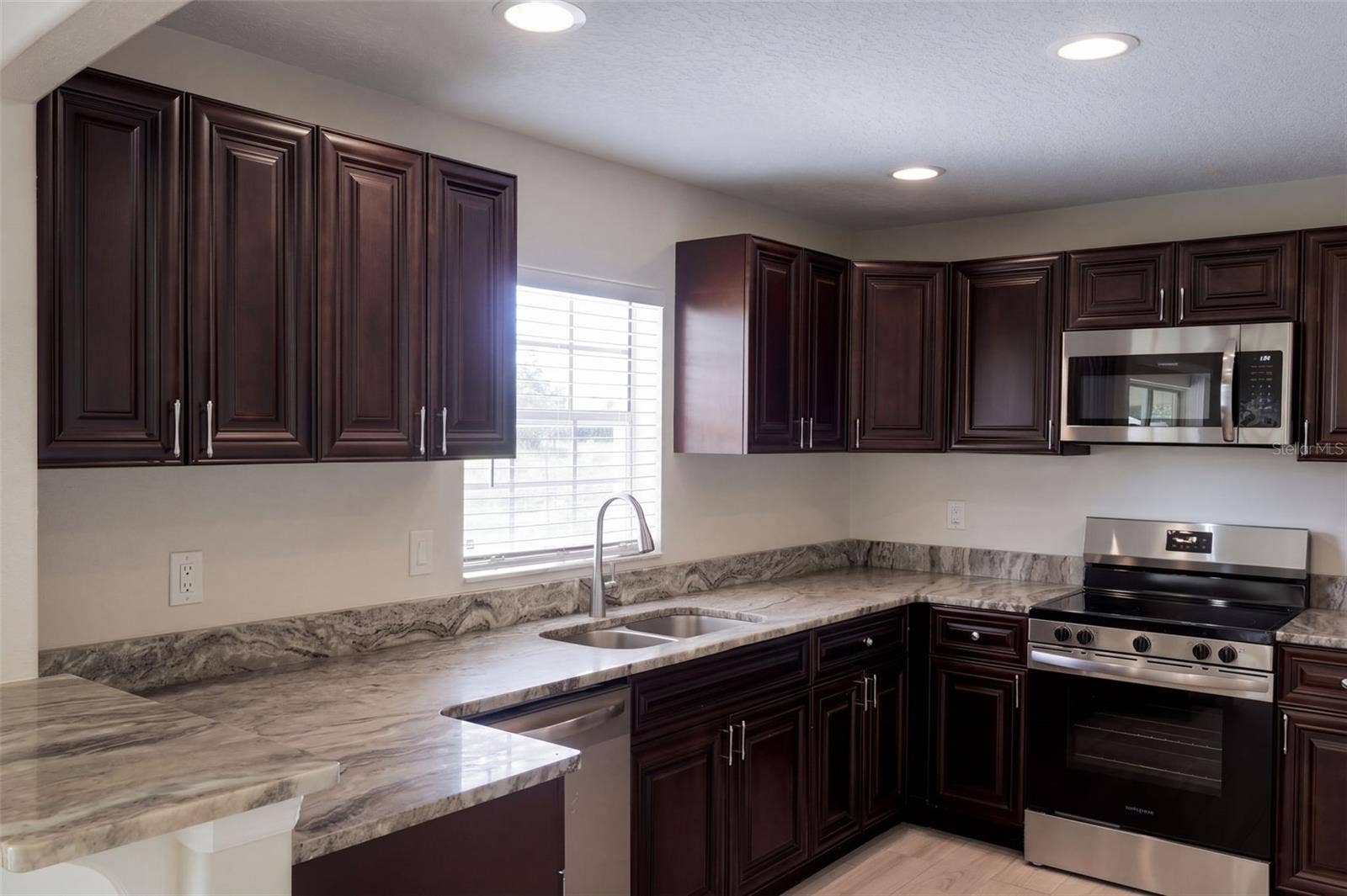 2535 DELAWARE ROAD, Deltona, FL 32738 2535 DELAWARE ROAD, Deltona, FL 32738