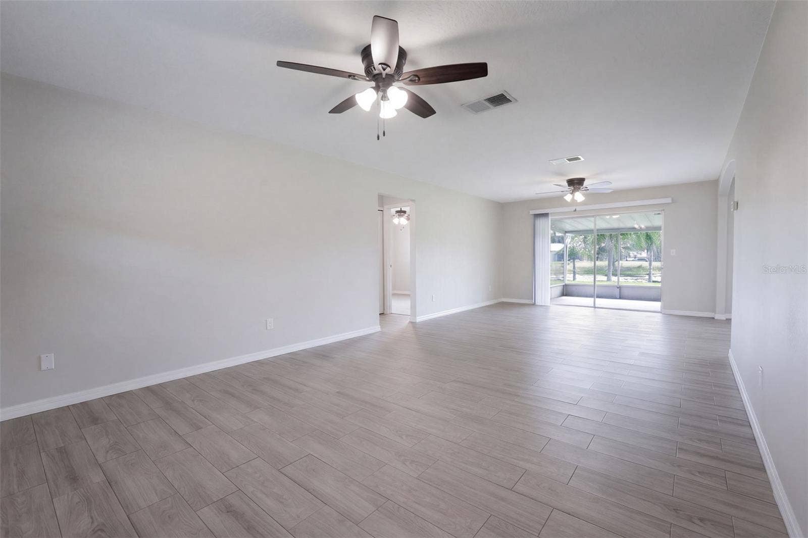 2535 DELAWARE ROAD, Deltona, FL 32738 2535 DELAWARE ROAD, Deltona, FL 32738