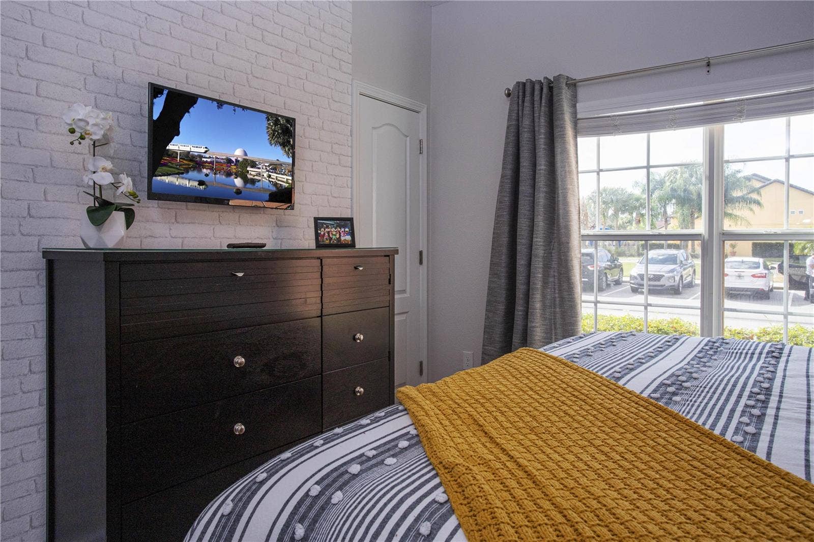 8939 CANDY PALM ROAD, Kissimmee, FL 34747 8939 CANDY PALM ROAD, Kissimmee, FL 34747