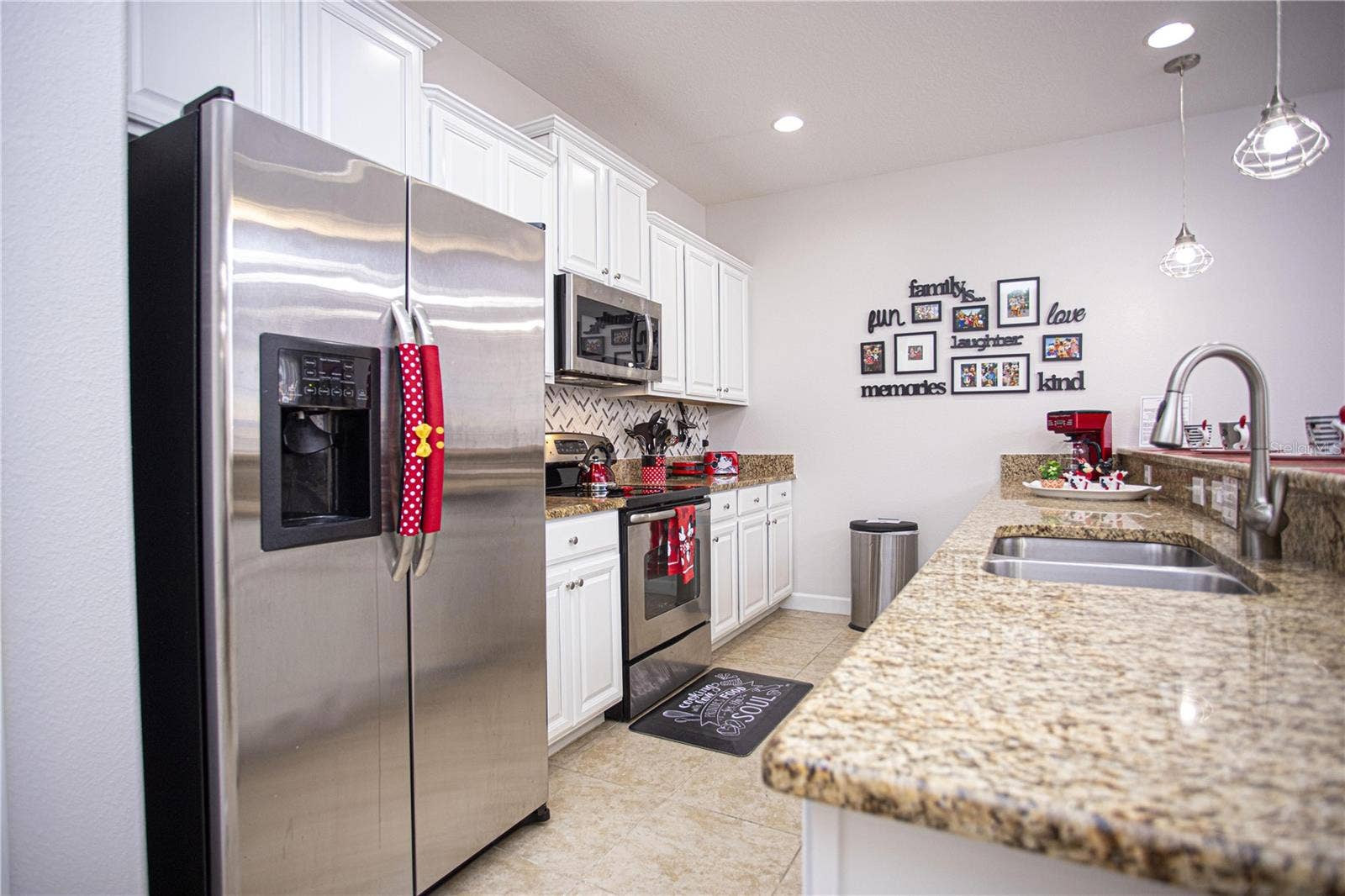 8939 CANDY PALM ROAD, Kissimmee, FL 34747 8939 CANDY PALM ROAD, Kissimmee, FL 34747