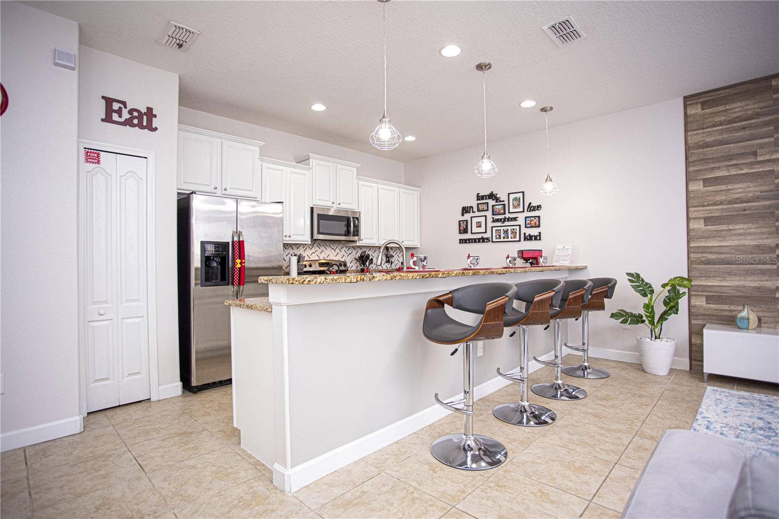 8939 CANDY PALM ROAD, Kissimmee, FL 34747 8939 CANDY PALM ROAD, Kissimmee, FL 34747