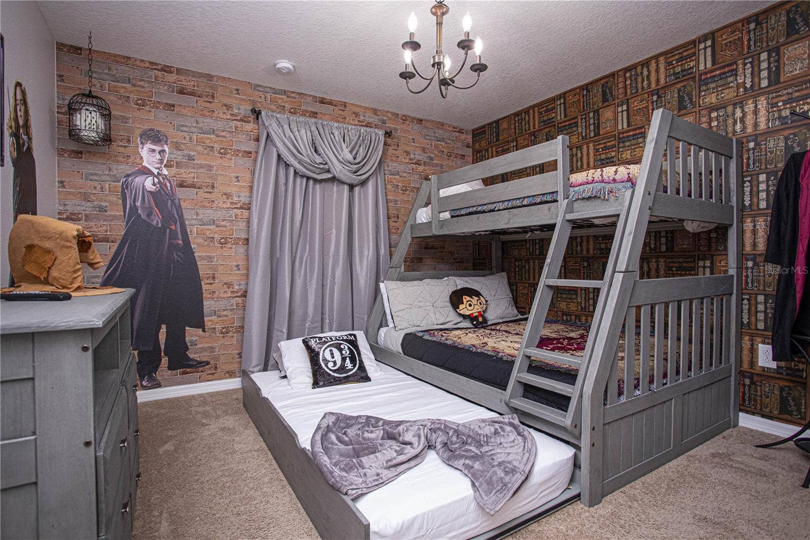 8939 CANDY PALM ROAD, Kissimmee, FL 34747 8939 CANDY PALM ROAD, Kissimmee, FL 34747