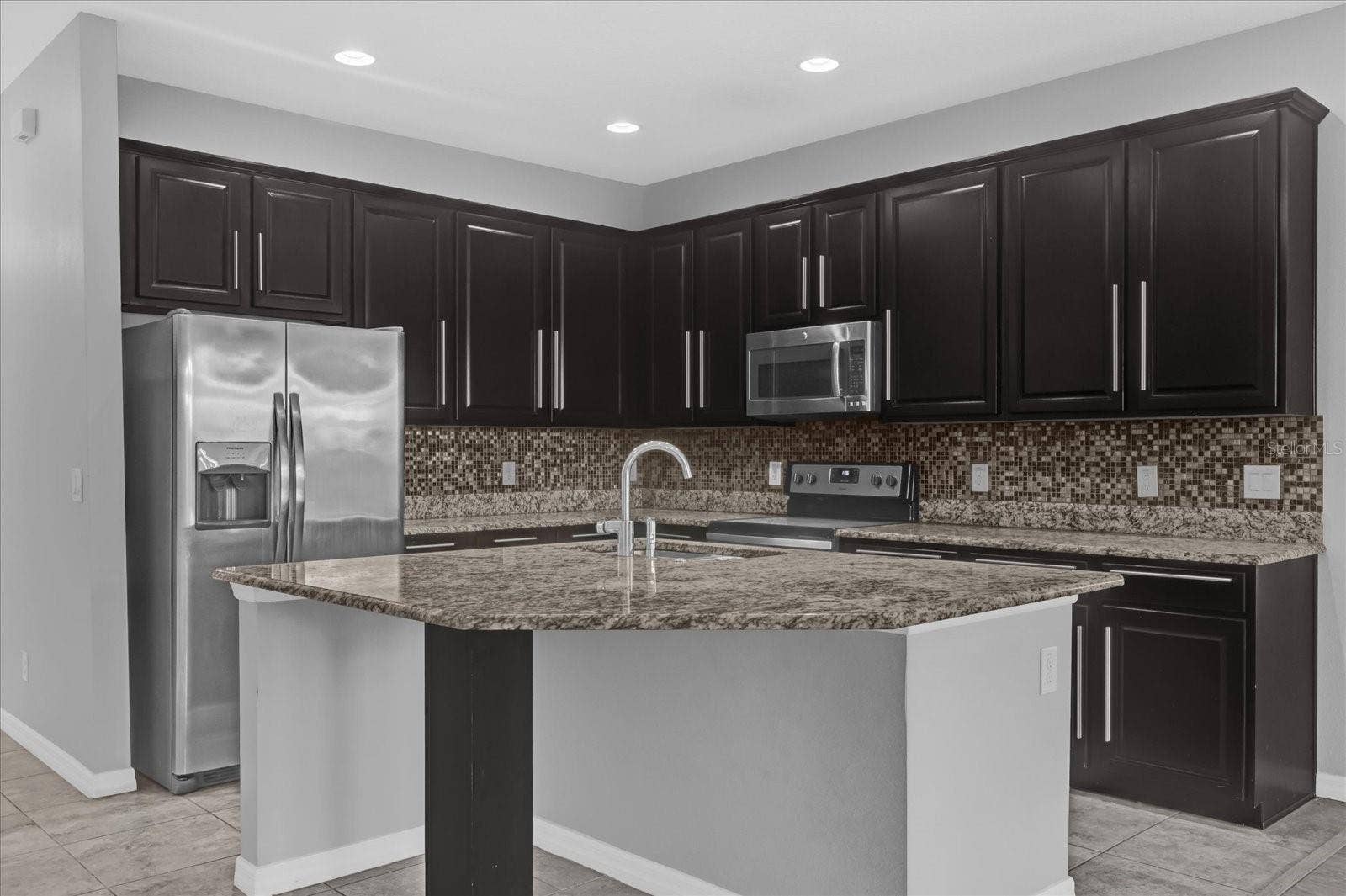 11267 GRANDER DRIVE, Windermere, FL 34786 11267 GRANDER DRIVE, Windermere, FL 34786