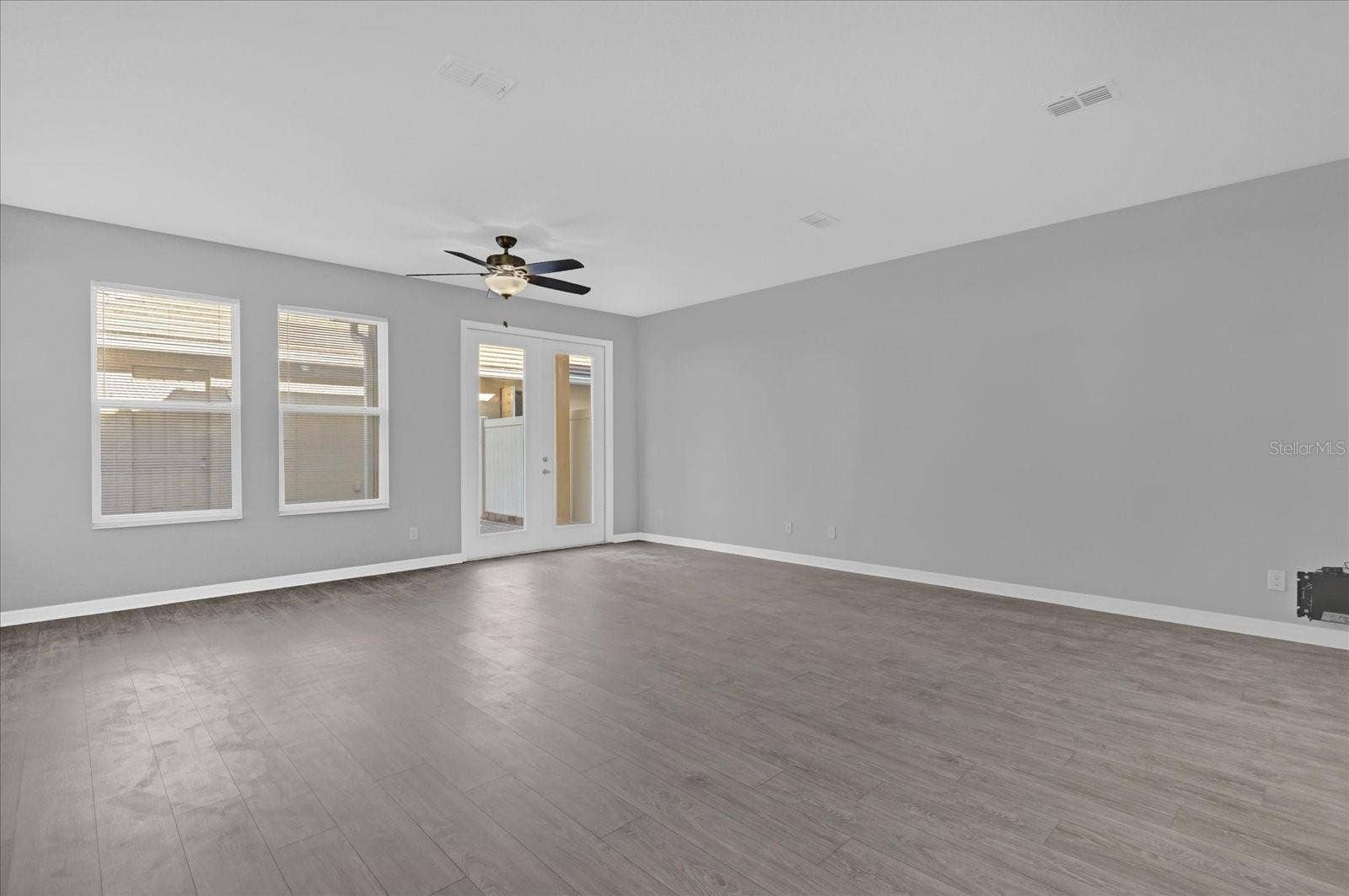11267 GRANDER DRIVE, Windermere, FL 34786 11267 GRANDER DRIVE, Windermere, FL 34786