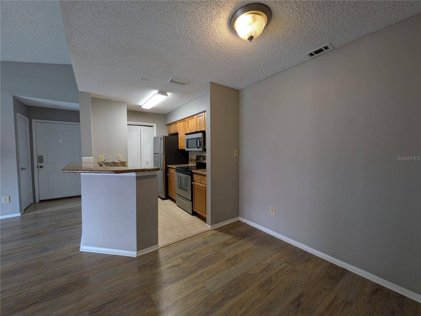 249 AFTON SQUARE, #212, Altamonte Springs, FL 32714 249 AFTON SQUARE, #212, Altamonte Springs, FL 32714