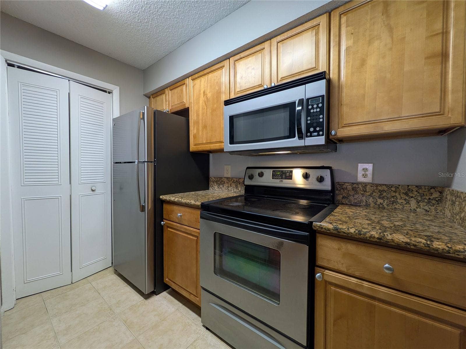 249 AFTON SQUARE, #212, Altamonte Springs, FL 32714 249 AFTON SQUARE, #212, Altamonte Springs, FL 32714