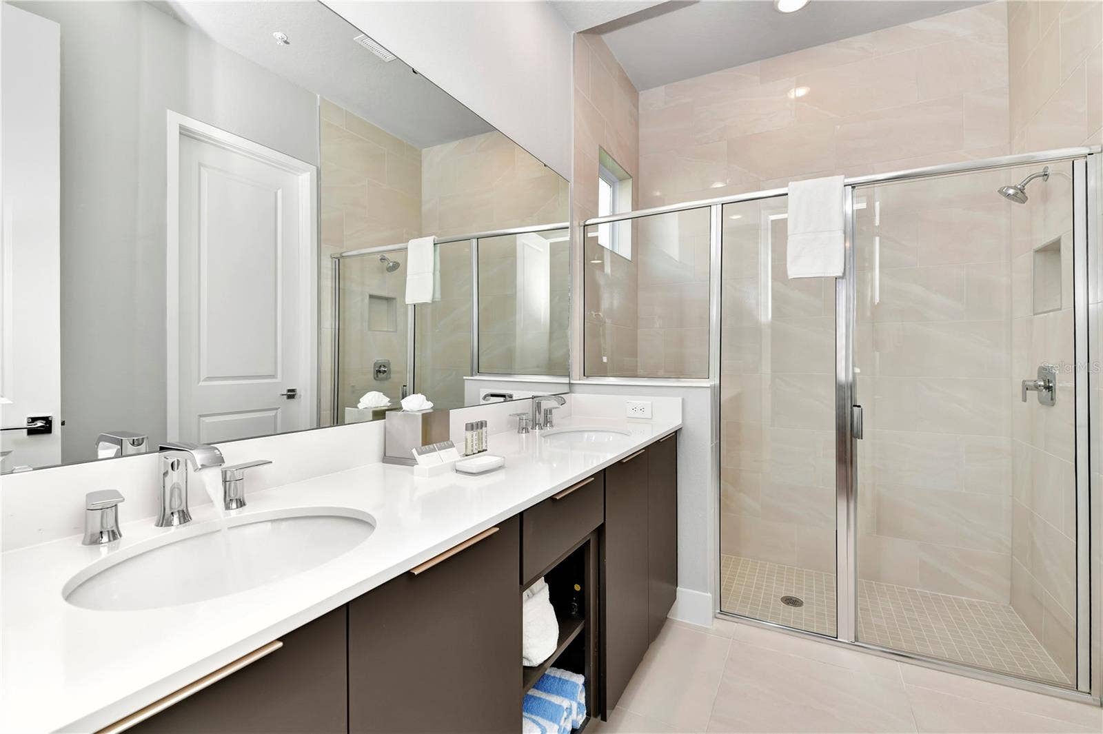 7770 SANDY RIDGE DRIVE, #138, Kissimmee, FL 34747 7770 SANDY RIDGE DRIVE, #138, Kissimmee, FL 34747