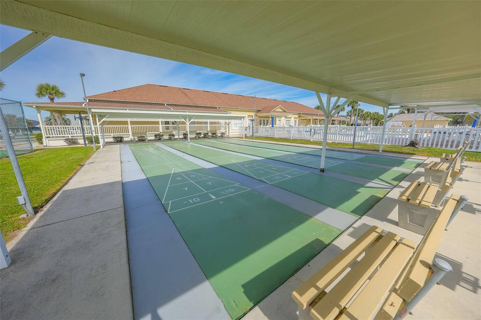 686 PARADISE POINT, Haines City, FL 33844