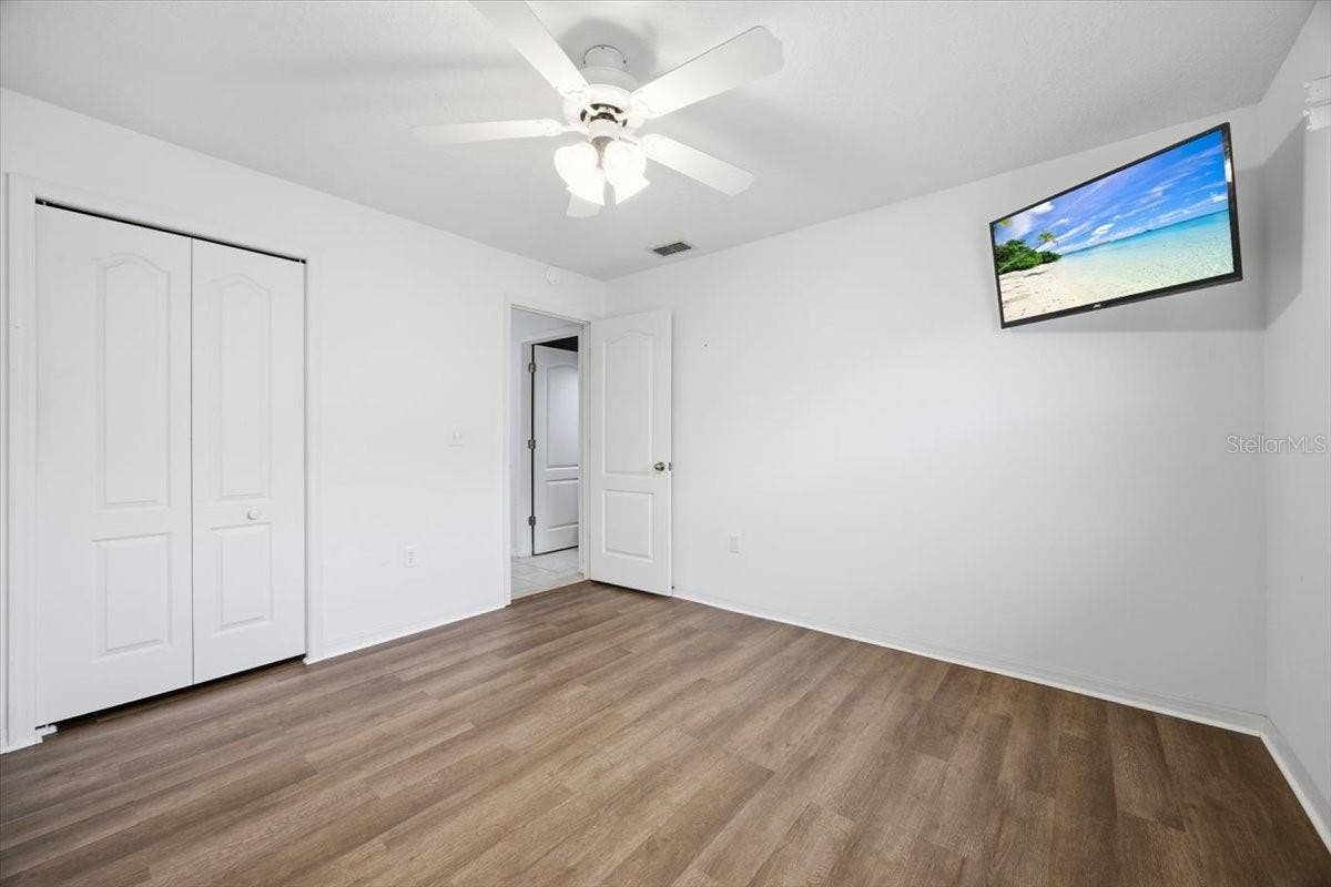 686 PARADISE POINT, Haines City, FL 33844