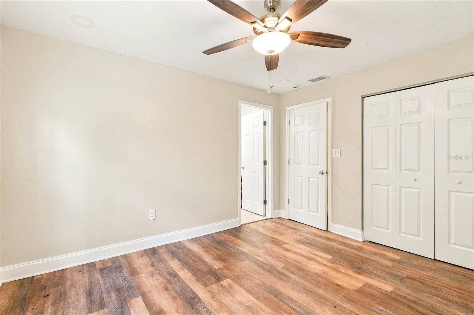 1582 DARLINGTON AVENUE, Deltona, FL 32725 1582 DARLINGTON AVENUE, Deltona, FL 32725