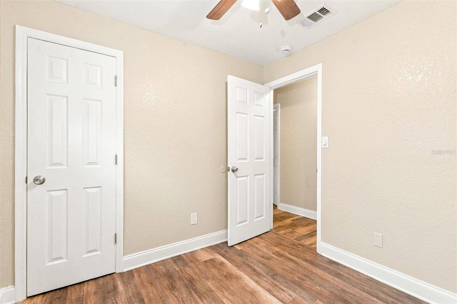 1582 DARLINGTON AVENUE, Deltona, FL 32725 1582 DARLINGTON AVENUE, Deltona, FL 32725