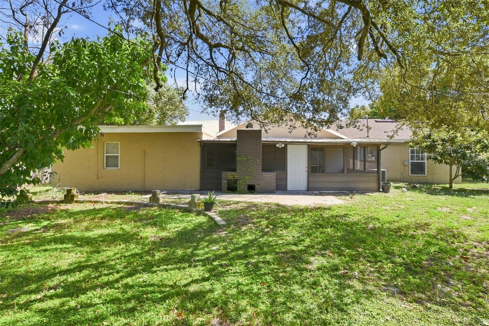 1582 DARLINGTON AVENUE, Deltona, FL 32725 1582 DARLINGTON AVENUE, Deltona, FL 32725