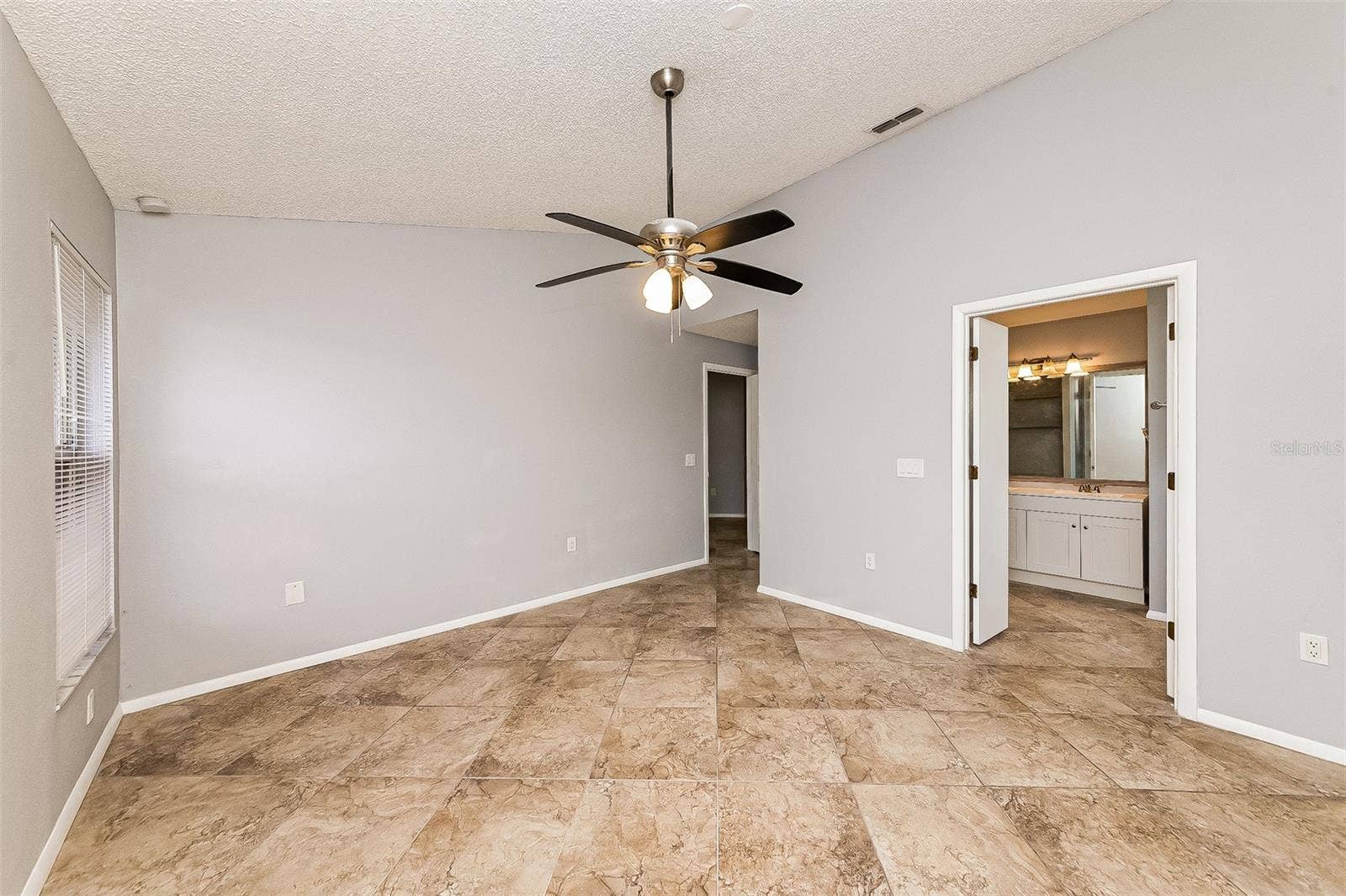 610 49TH STREET E, Bradenton, FL 34208