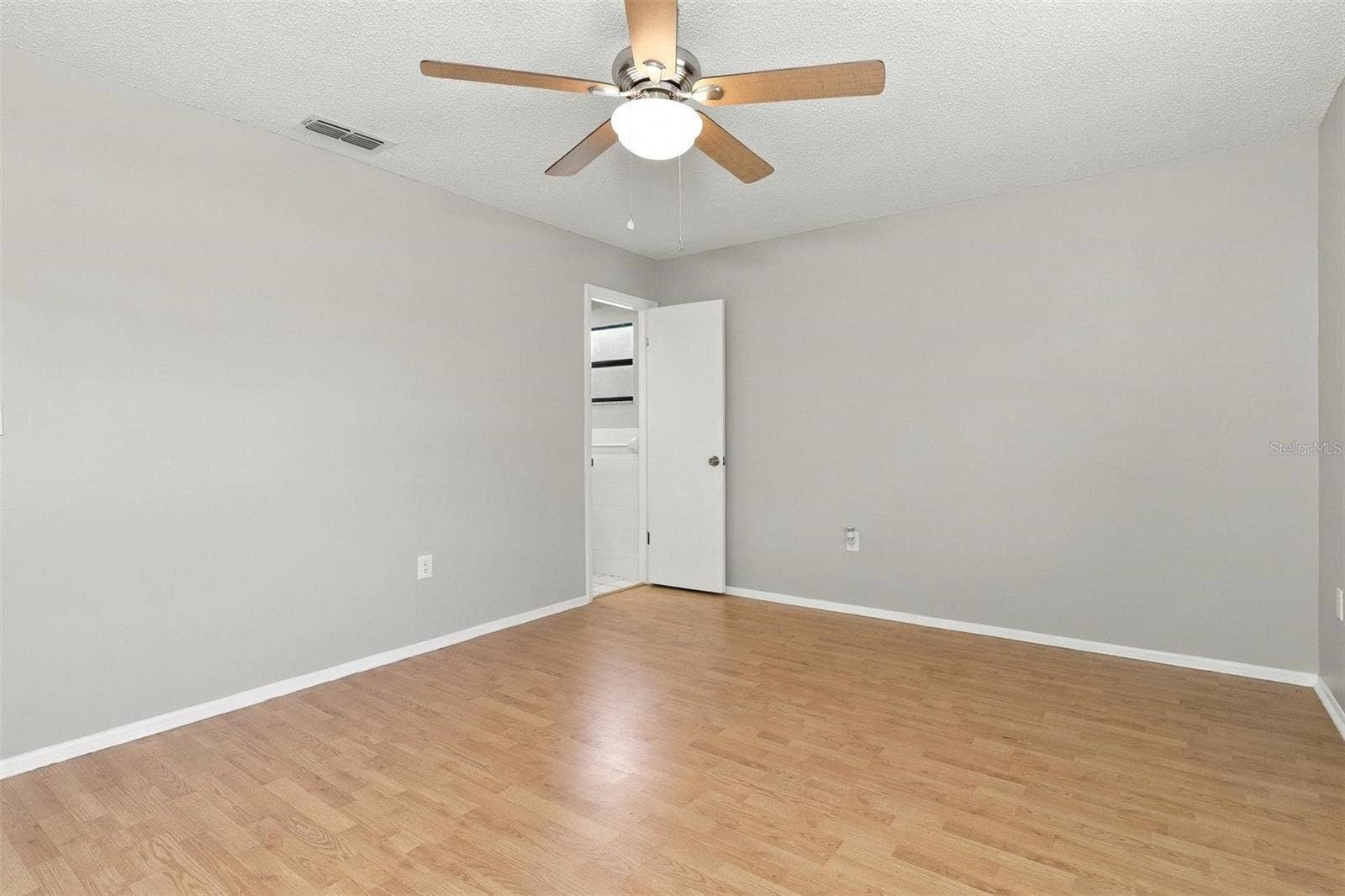 7752 ROYAL STEWART DRIVE, New Port Richey, FL 34653 7752 ROYAL STEWART DRIVE, New Port Richey, FL 34653
