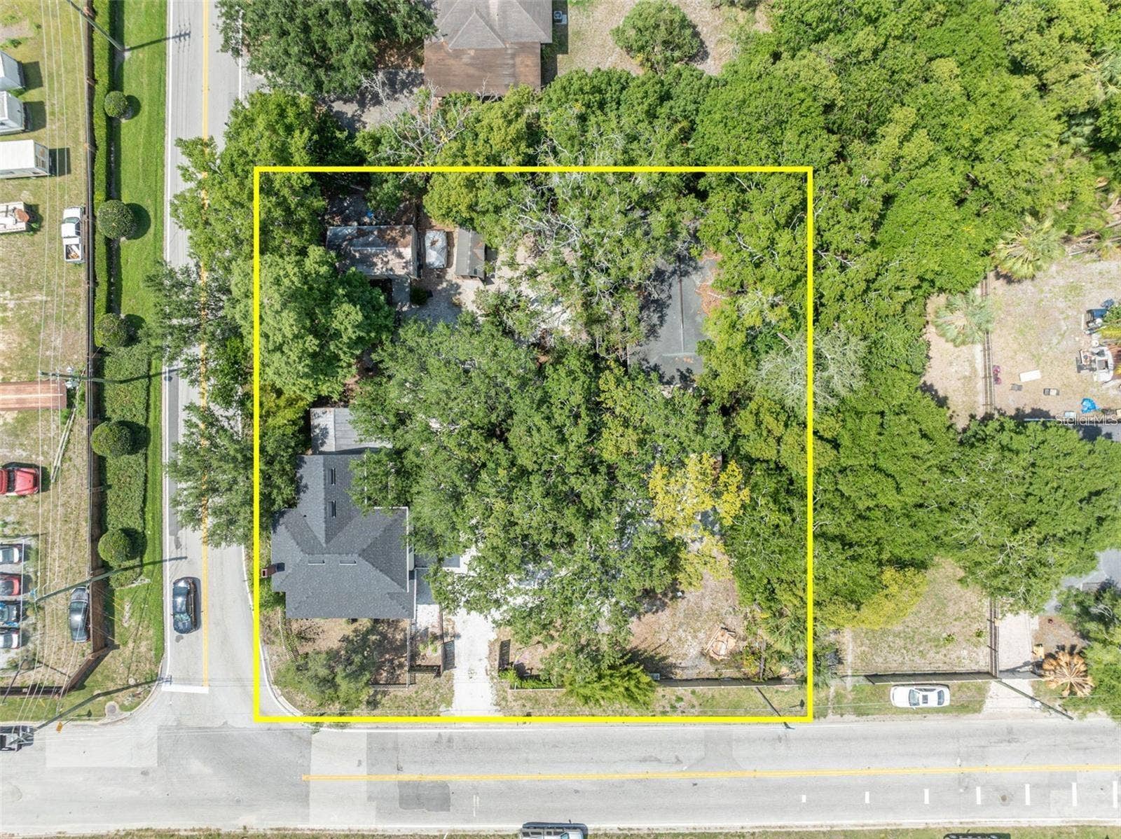 2418 W 1ST STREET, Sanford, FL 32771 2418 W 1ST STREET, Sanford, FL 32771