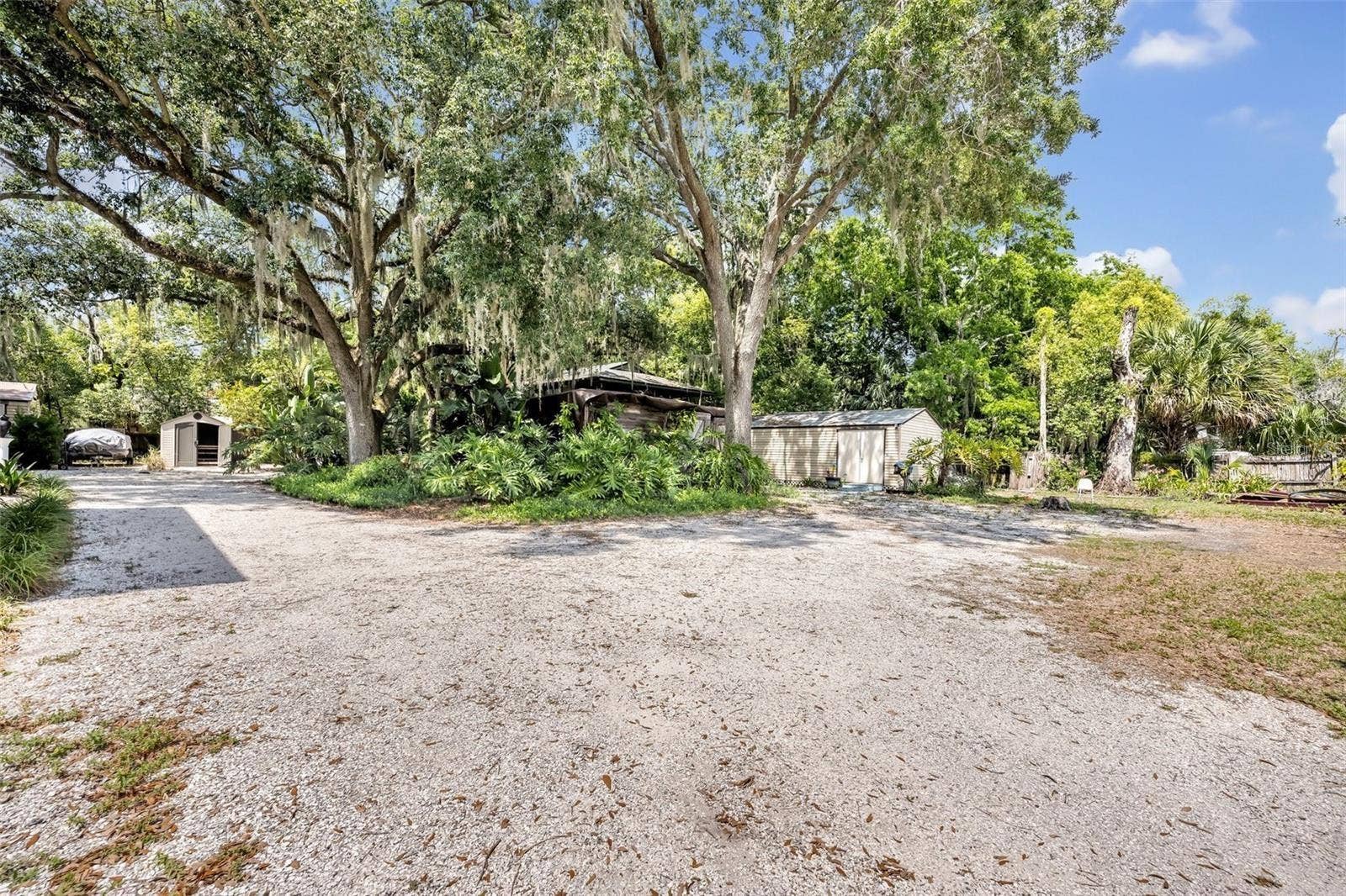 2418 W 1ST STREET, Sanford, FL 32771 2418 W 1ST STREET, Sanford, FL 32771