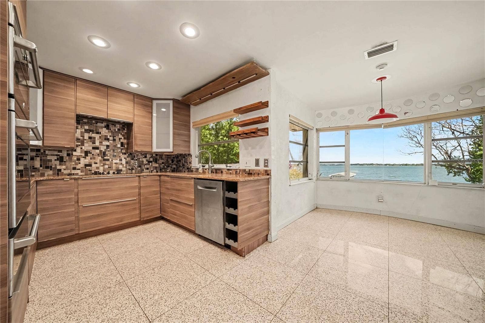 6401 GIBSON DRIVE, Belle Isle, FL 32809 6401 GIBSON DRIVE, Belle Isle, FL 32809