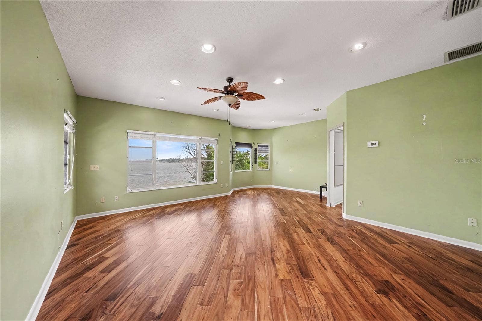 6401 GIBSON DRIVE, Belle Isle, FL 32809 6401 GIBSON DRIVE, Belle Isle, FL 32809