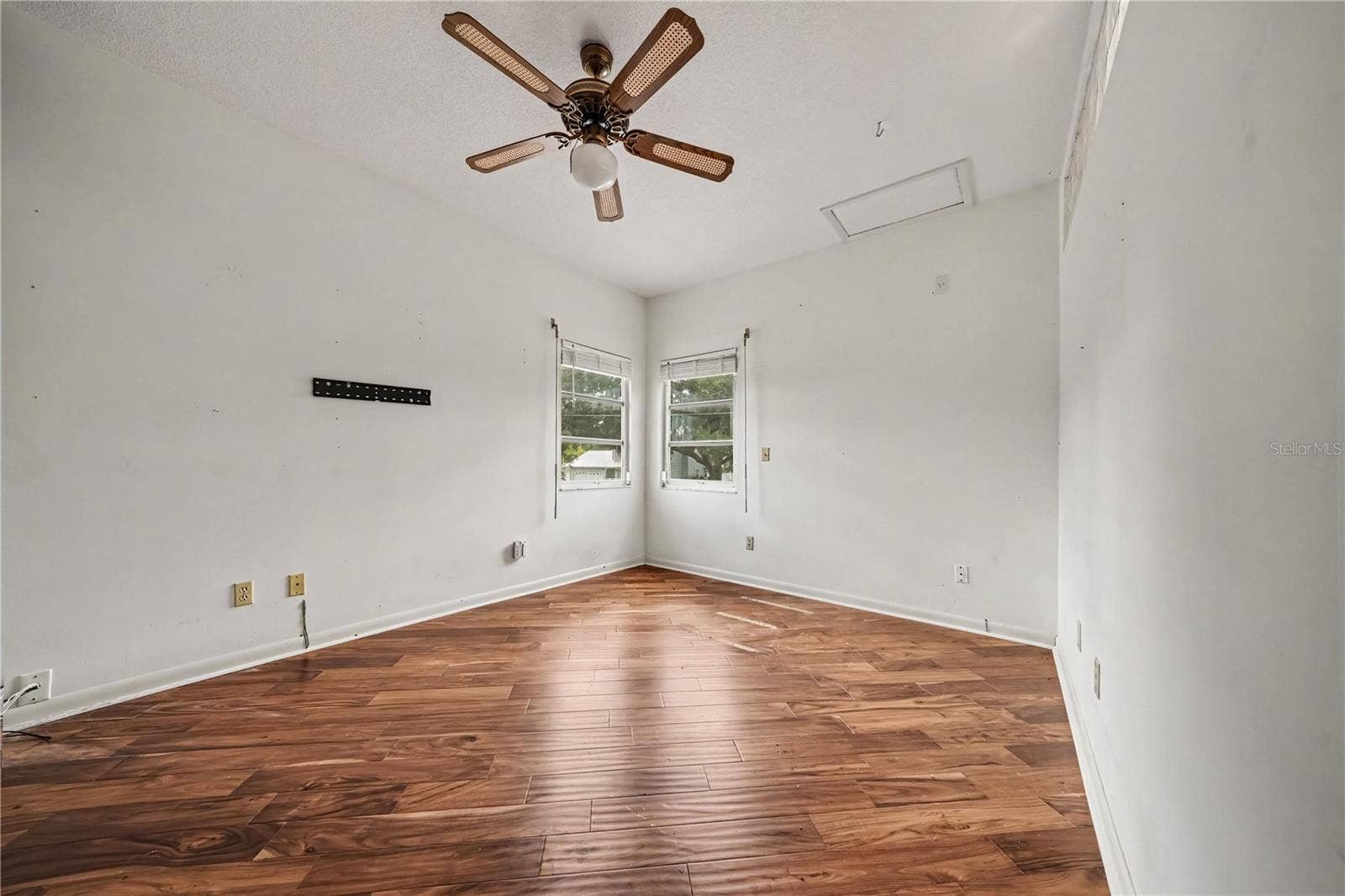 6401 GIBSON DRIVE, Belle Isle, FL 32809 6401 GIBSON DRIVE, Belle Isle, FL 32809