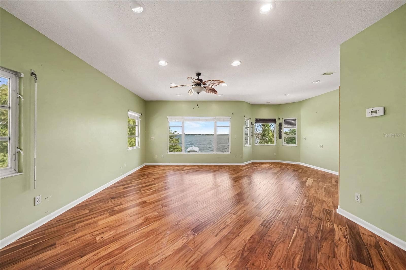 6401 GIBSON DRIVE, Belle Isle, FL 32809 6401 GIBSON DRIVE, Belle Isle, FL 32809