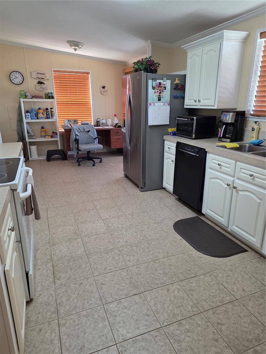 4025 MYRTLE OAK COURT, #843, Zellwood, FL 32798