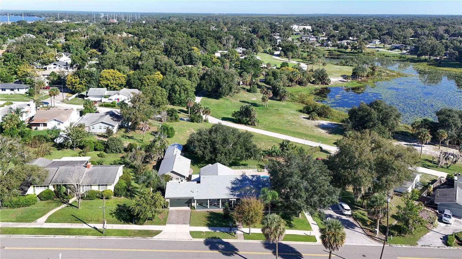555 AMBASSADOR AVENUE, Eustis, FL 32726