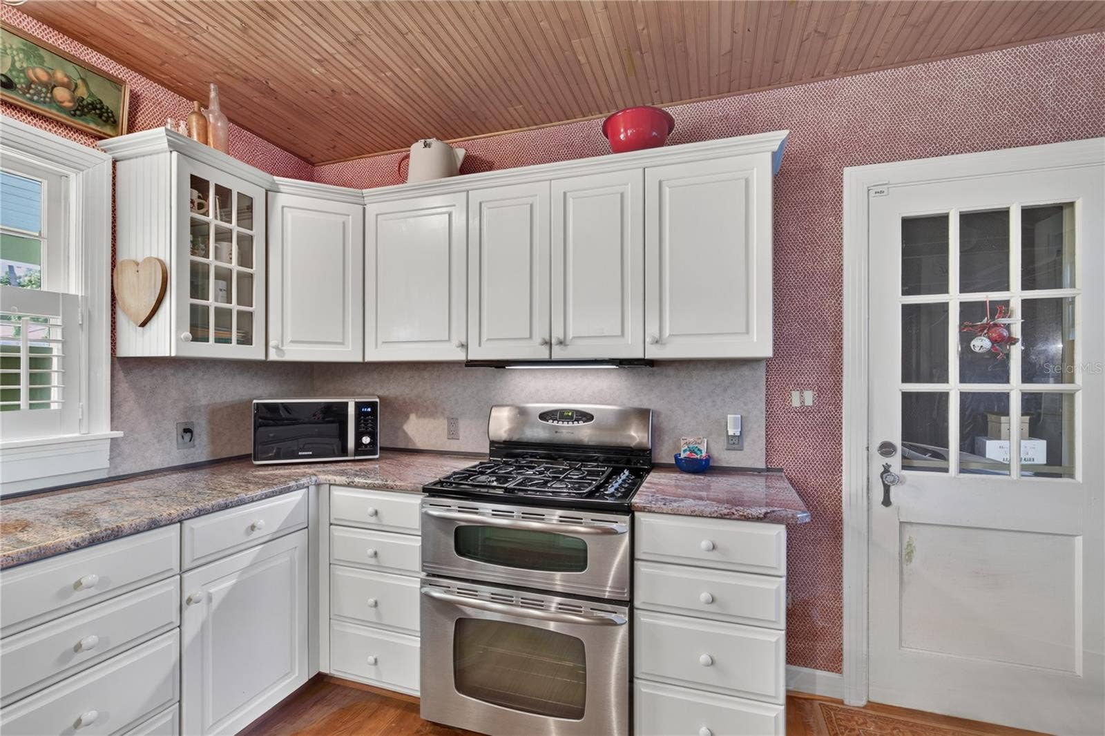 555 AMBASSADOR AVENUE, Eustis, FL 32726