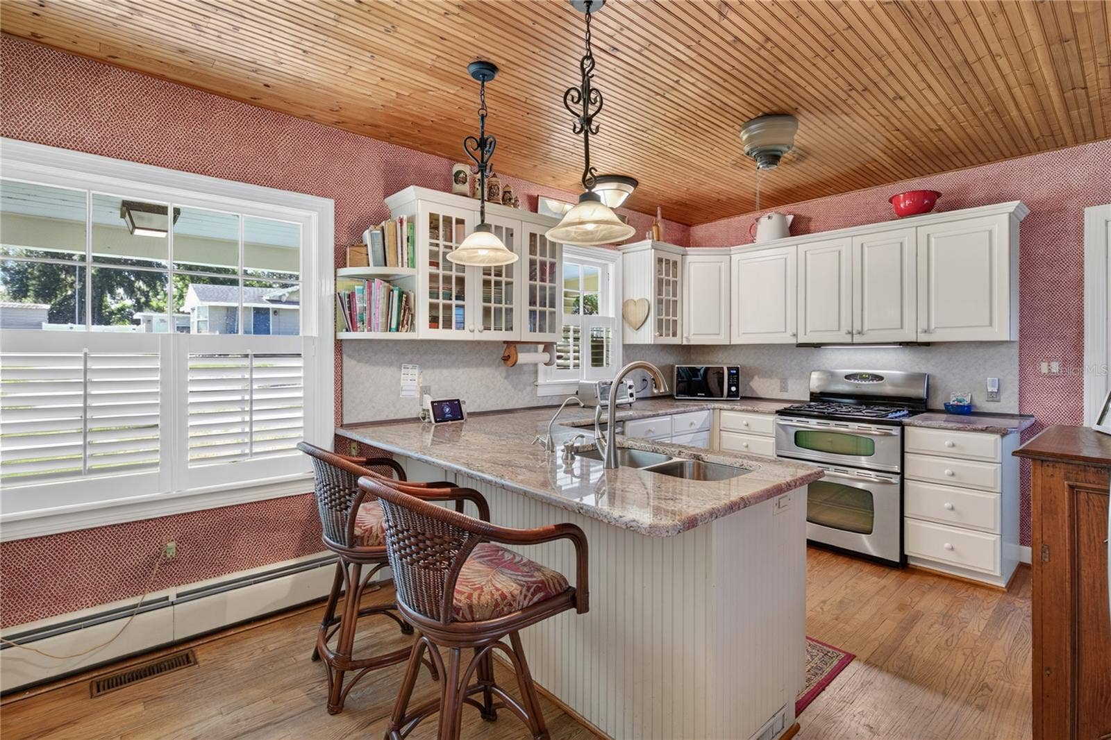 555 AMBASSADOR AVENUE, Eustis, FL 32726