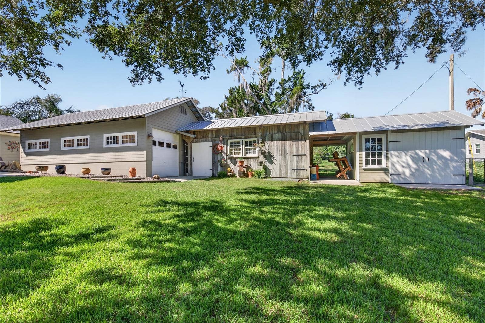 555 AMBASSADOR AVENUE, Eustis, FL 32726