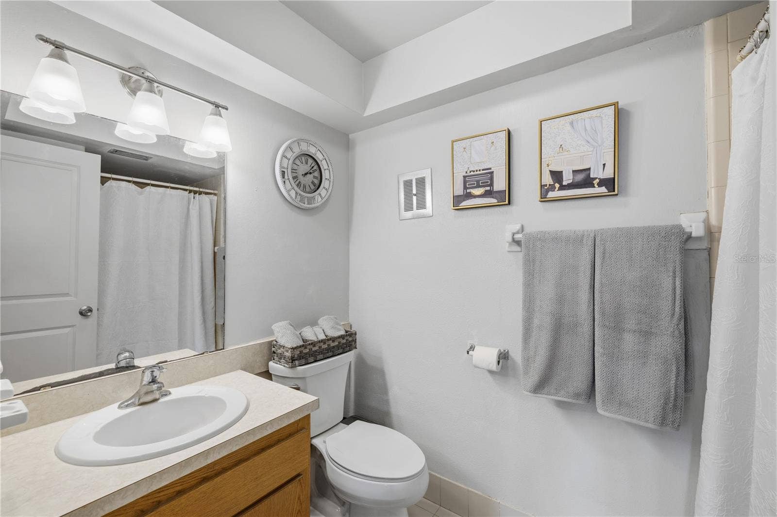3020 GREENMOUNT ROAD, Orlando, FL 32806 3020 GREENMOUNT ROAD, Orlando, FL 32806