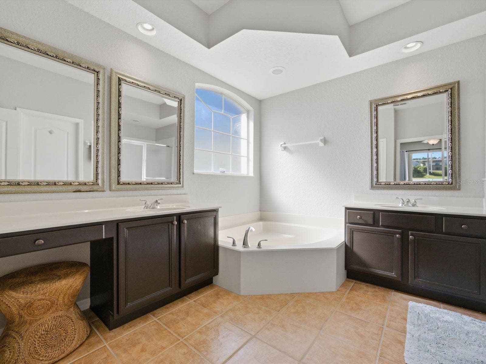 320 KINGS WAY, Davenport, FL 33897