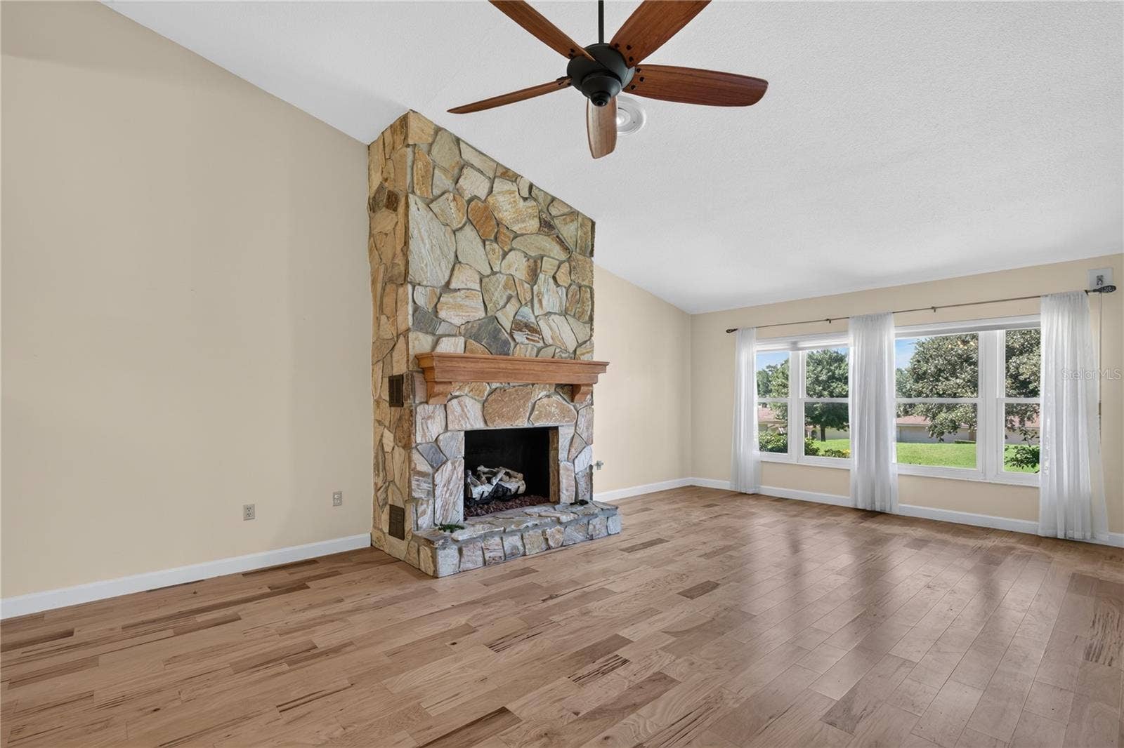 100 TREMAIN STREET, #G1, Mount Dora, FL 32757
