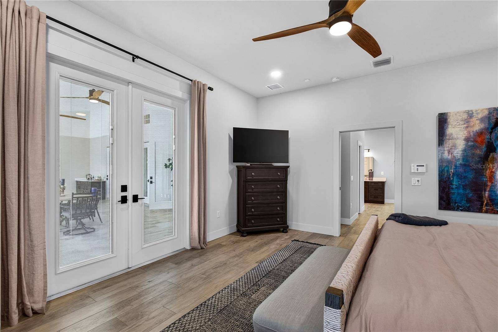 34449 PARKVIEW AVENUE, Eustis, FL 32736