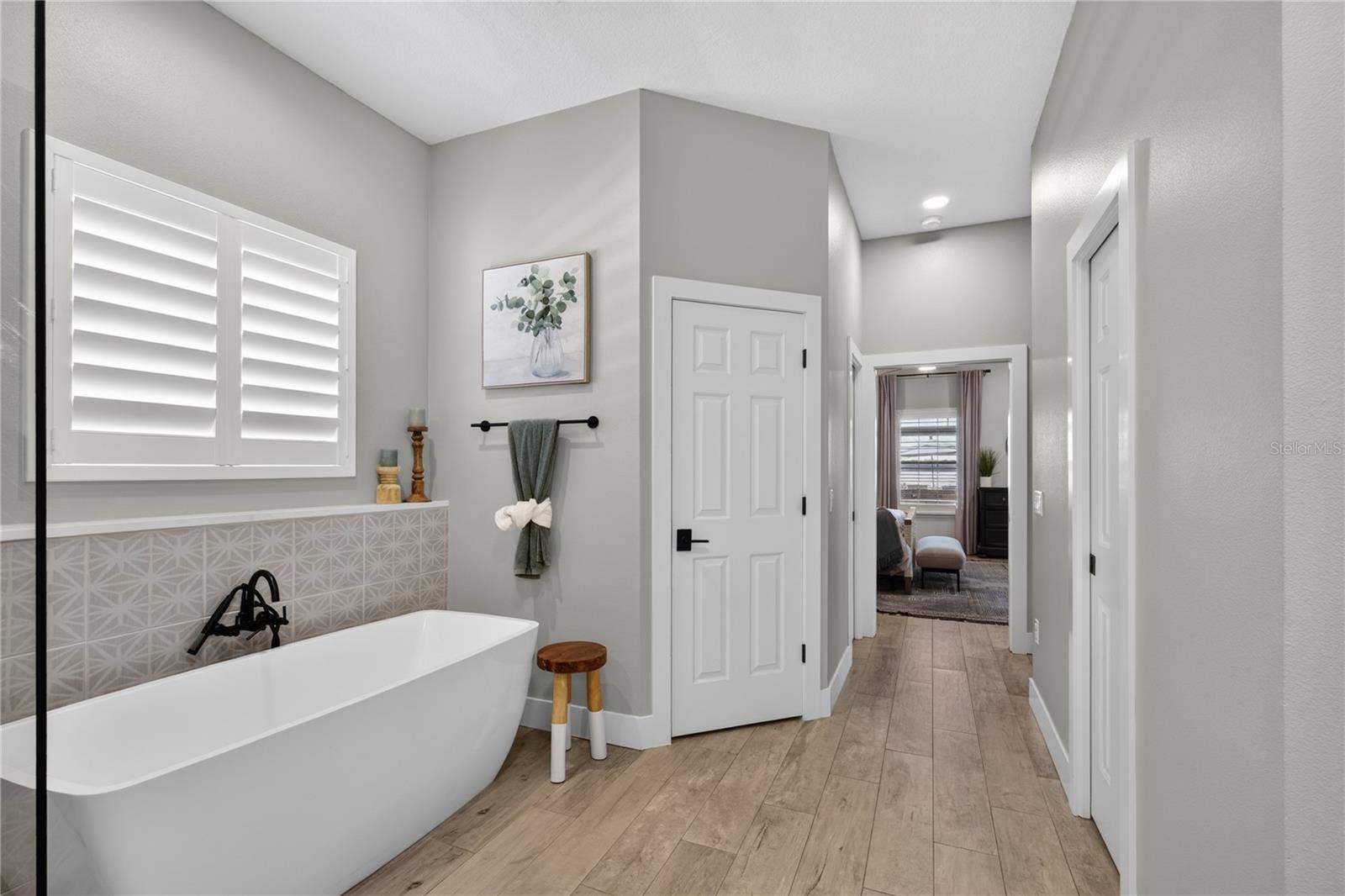 34449 PARKVIEW AVENUE, Eustis, FL 32736