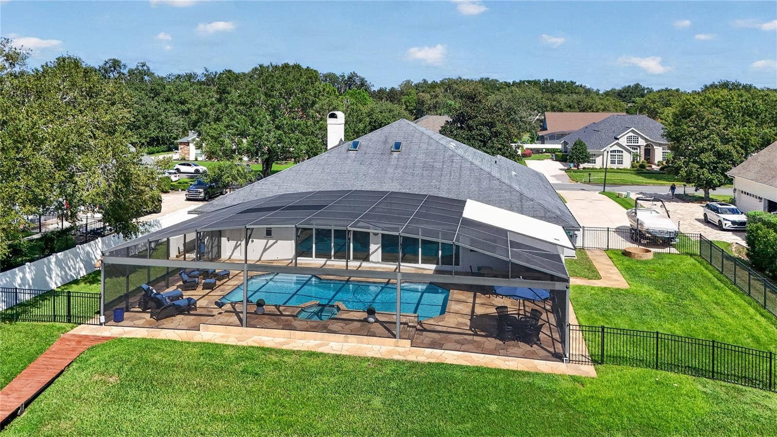 34449 PARKVIEW AVENUE, Eustis, FL 32736