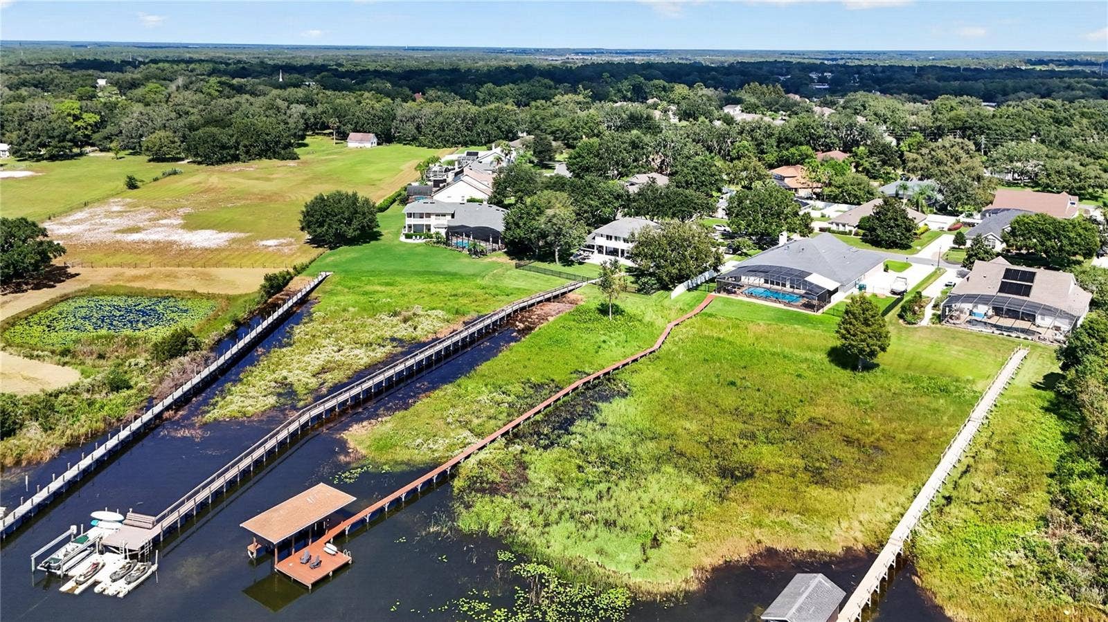34449 PARKVIEW AVENUE, Eustis, FL 32736