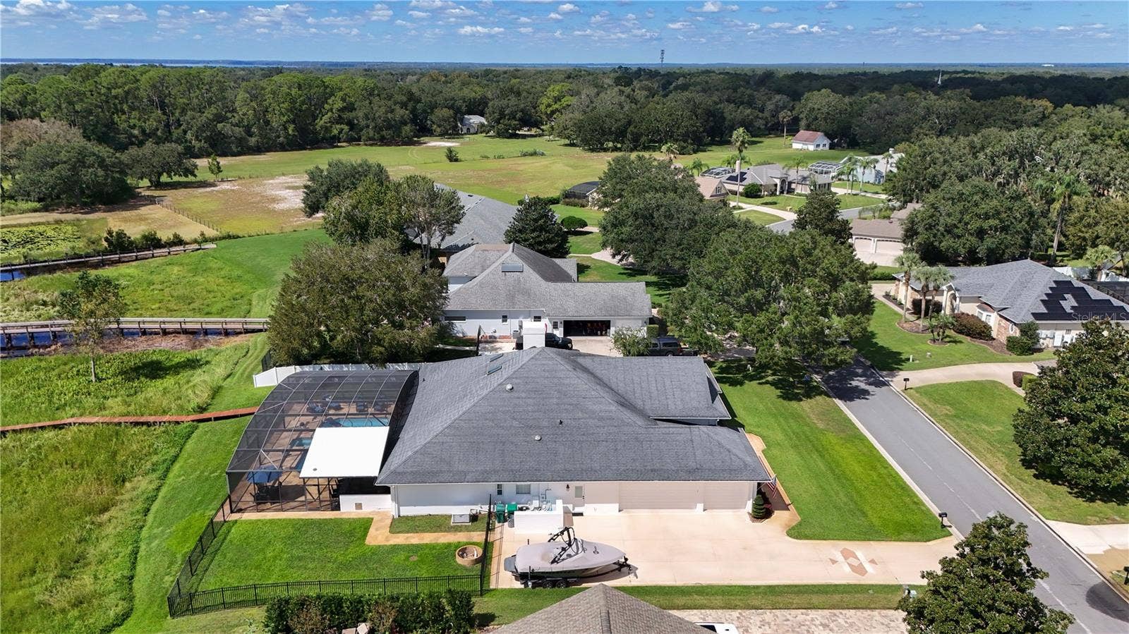 34449 PARKVIEW AVENUE, Eustis, FL 32736