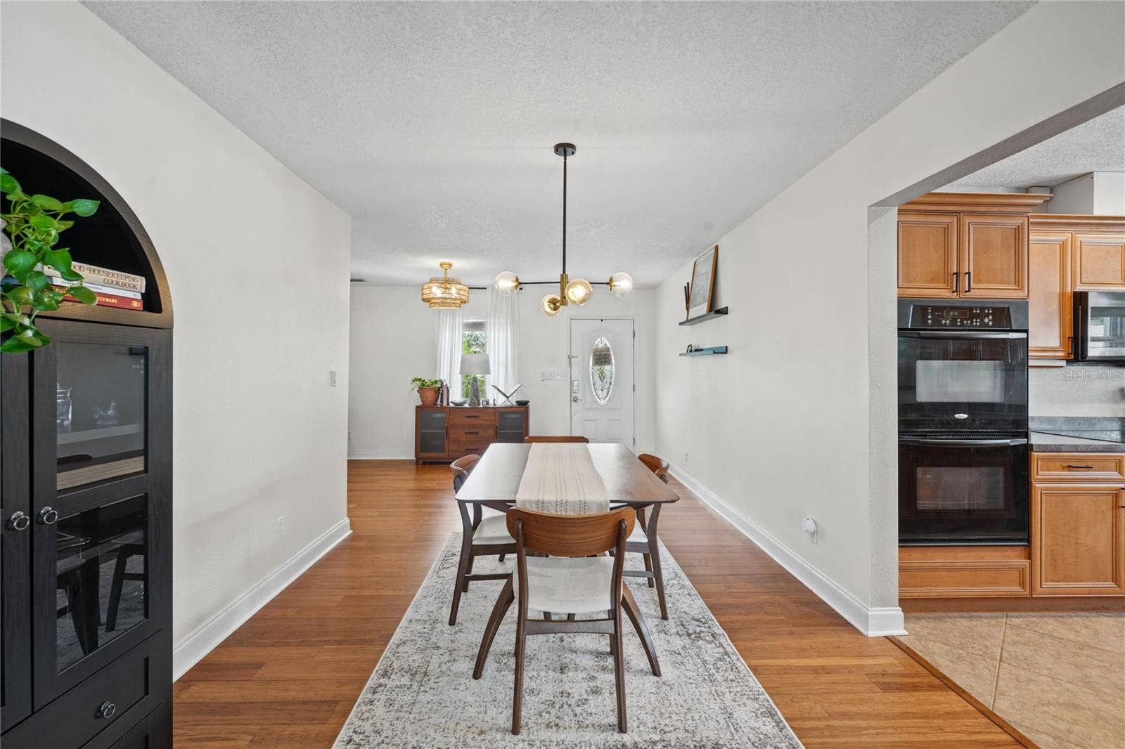 13833 DOMINICA DRIVE, Seminole, FL 33776 13833 DOMINICA DRIVE, Seminole, FL 33776