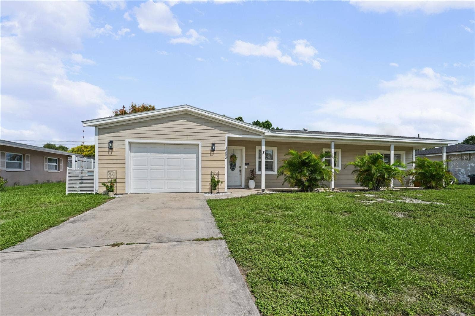 13833 DOMINICA DRIVE, Seminole, FL 33776 13833 DOMINICA DRIVE, Seminole, FL 33776