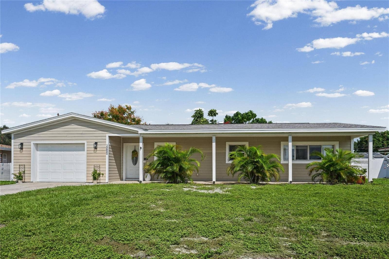 13833 DOMINICA DRIVE, Seminole, FL 33776 13833 DOMINICA DRIVE, Seminole, FL 33776