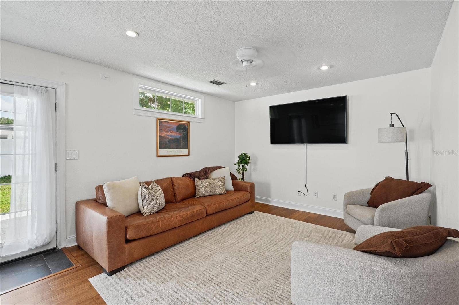 13833 DOMINICA DRIVE, Seminole, FL 33776 13833 DOMINICA DRIVE, Seminole, FL 33776