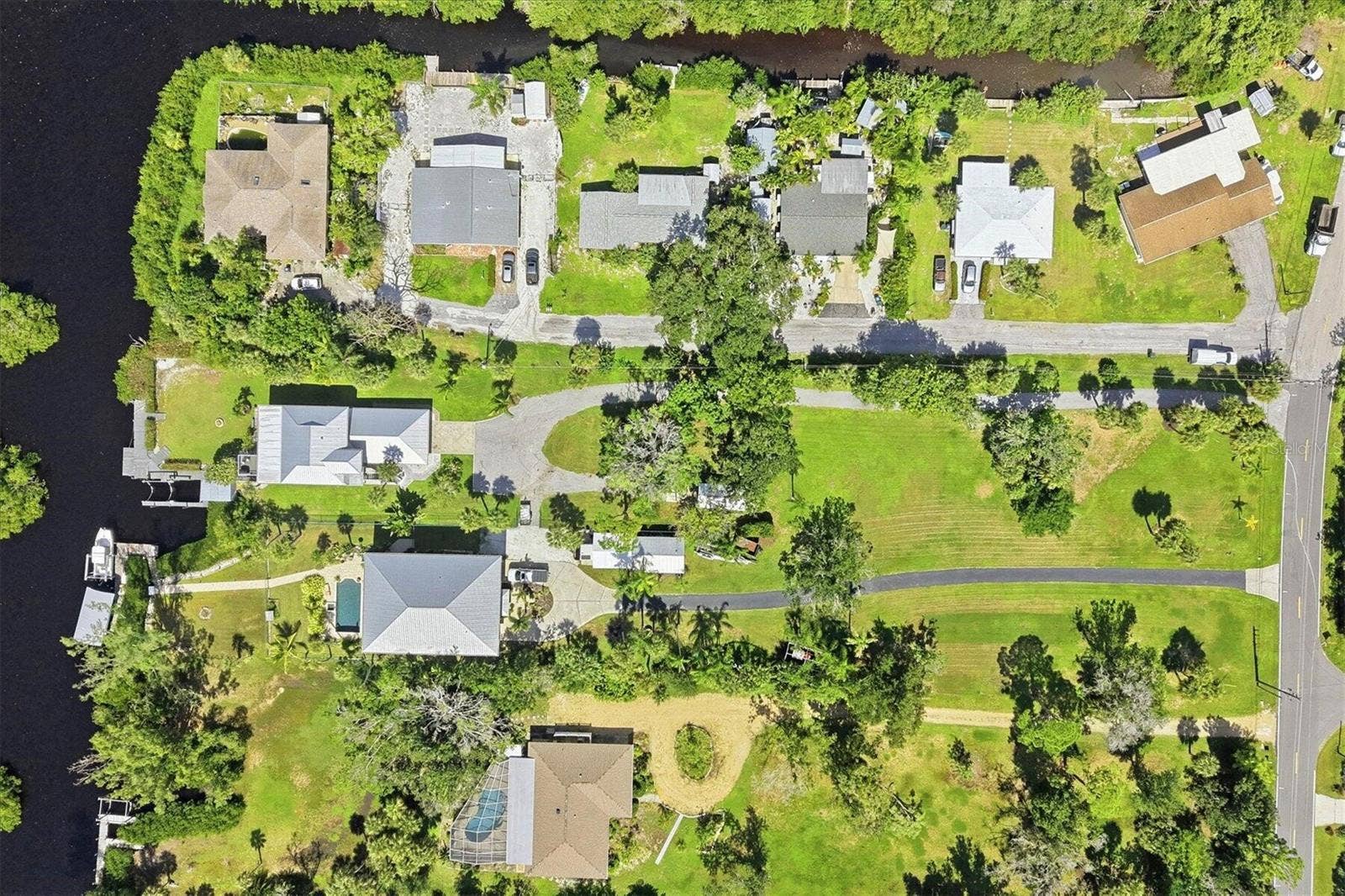 900 OXFORD DRIVE, Englewood, FL 34223